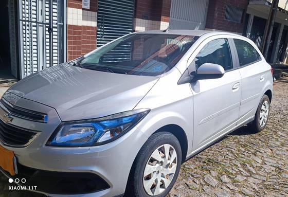 CHEVROLET ONIX 1.4 MPFI LT 8V FLEX 4P AUTOMÁTICO CHEVROLET ONIX 1.4 MPFI LT 8V FLEX 4P AUTOMÁTICO